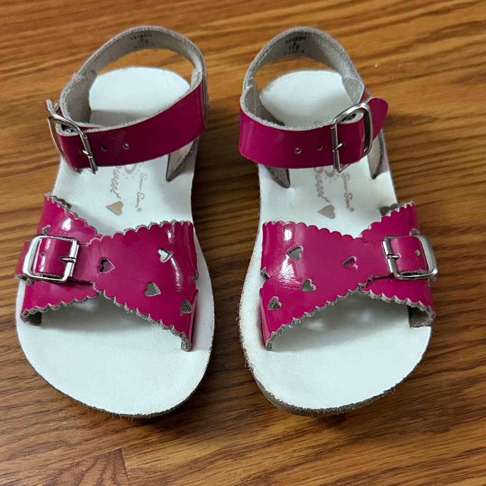 Salt-Water Sun-San Sweetheart sandals